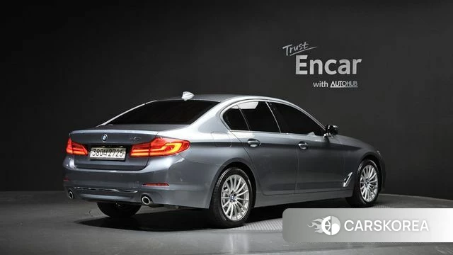 BMW 5 Series (G30) id 3965844 из Кореи 12