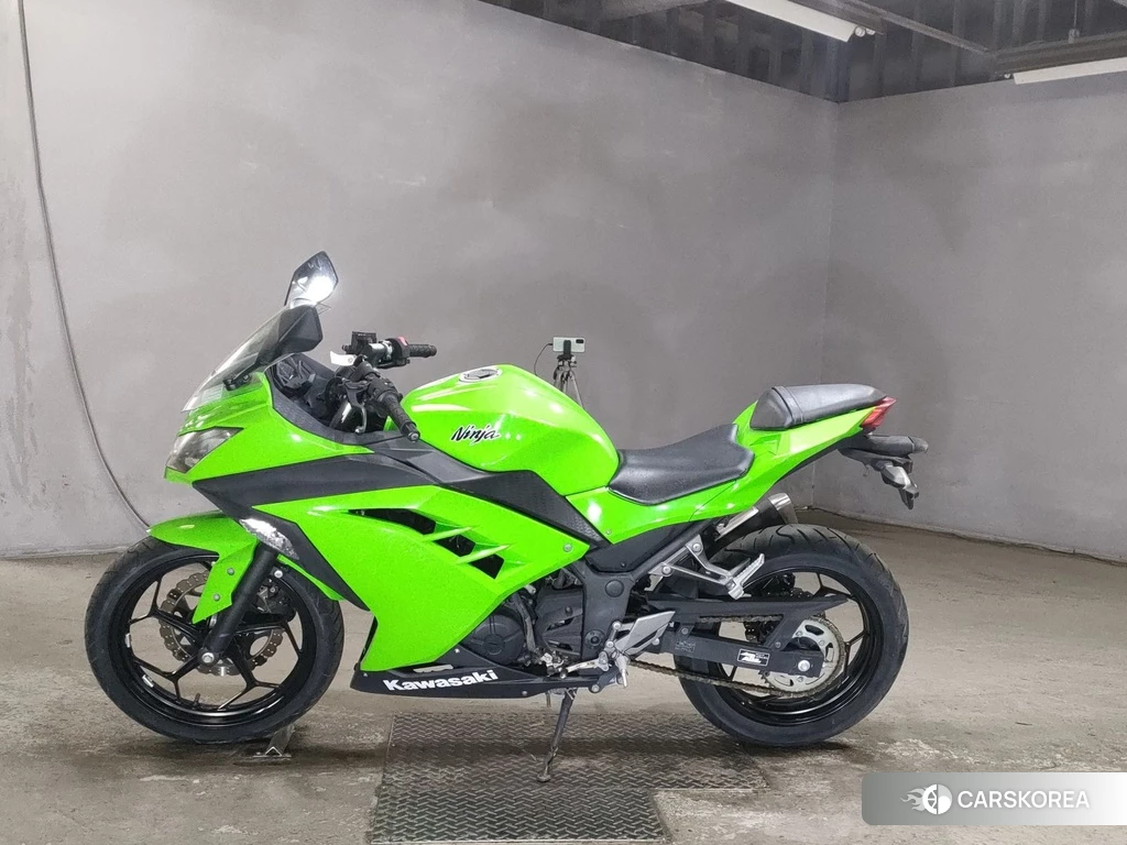 Проданный Kawasaki NINJA 250 2014 из Японии, фото 2