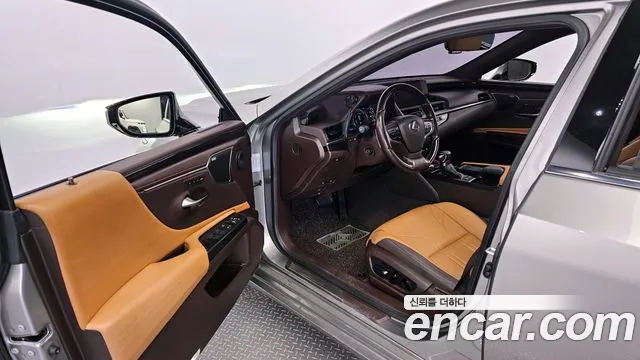 Lexus ES300h 7th generation id 2680382 из Кореи 12