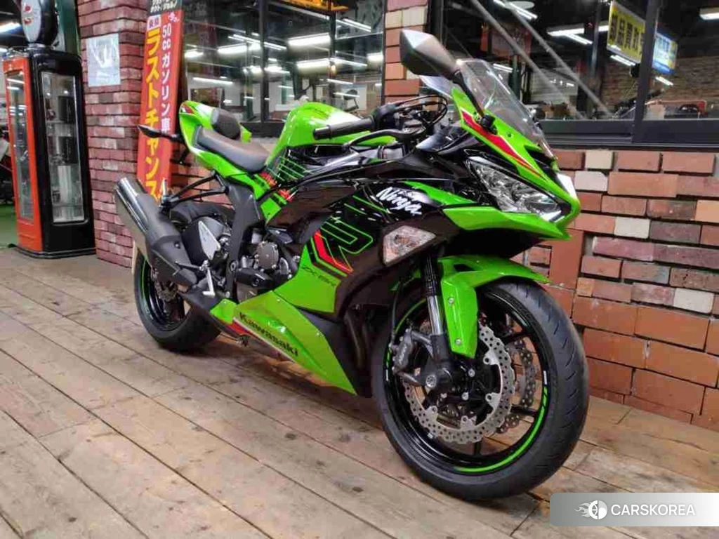 Проданный Kawasaki NINJA ZX-6R KRT 2022 из Японии