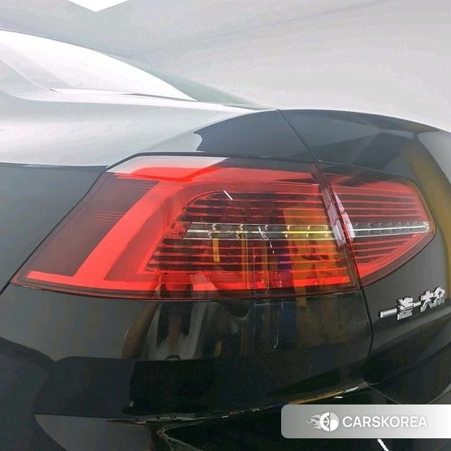 Volkswagen Magotan id 4235885 из Китая 12