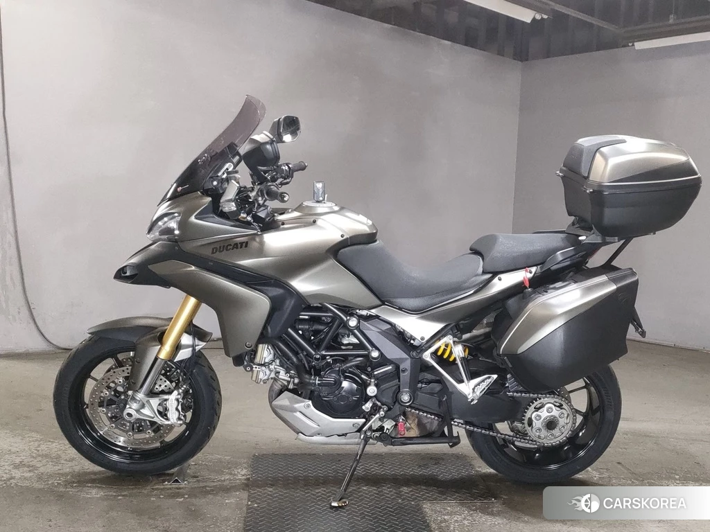 Проданный Ducati MULTISTRADA 1200 S id 4176777 из Японии