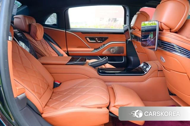 Mercedes-Benz Maybach S-class 2023 Черный из Китая, фото 5