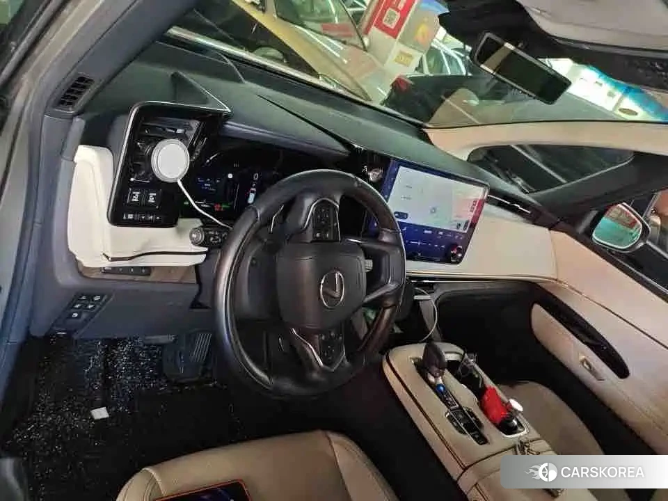 Lexus LM 2023 Silver/gray из Китая, фото 2