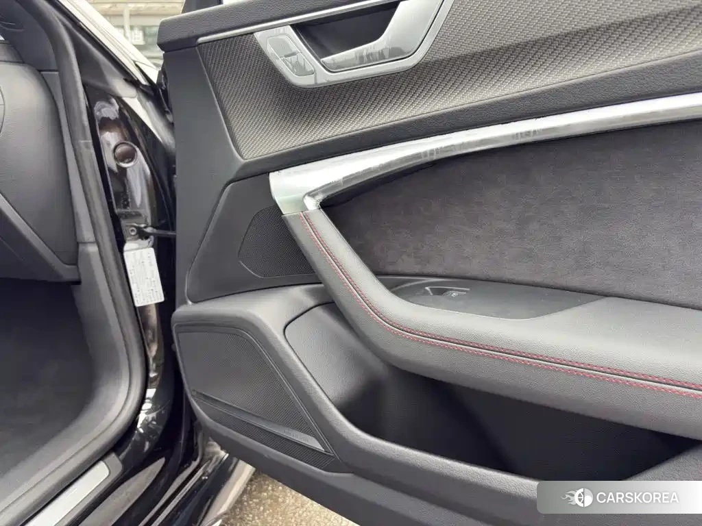 Audi RS 7 id 4599611 из Китая 12