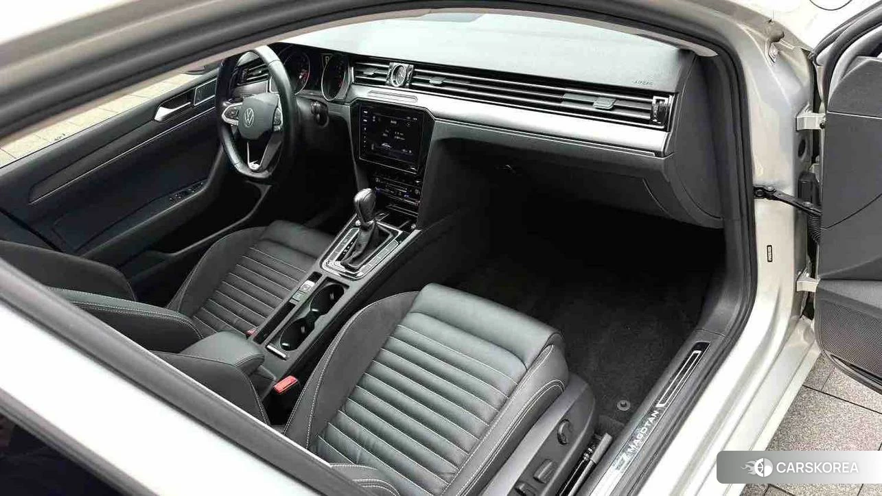 Volkswagen Magotan 2019 Шампань из Китая, фото 2