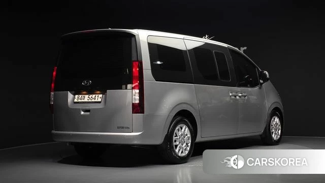 Hyundai Staria id 4864284 из Кореи 12