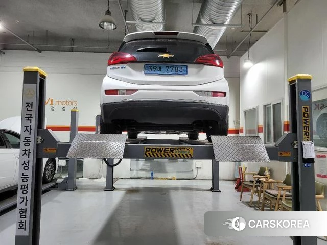 Chevrolet (GM Daewoo) Bolt EV 2018 Белый из Кореи, фото 2