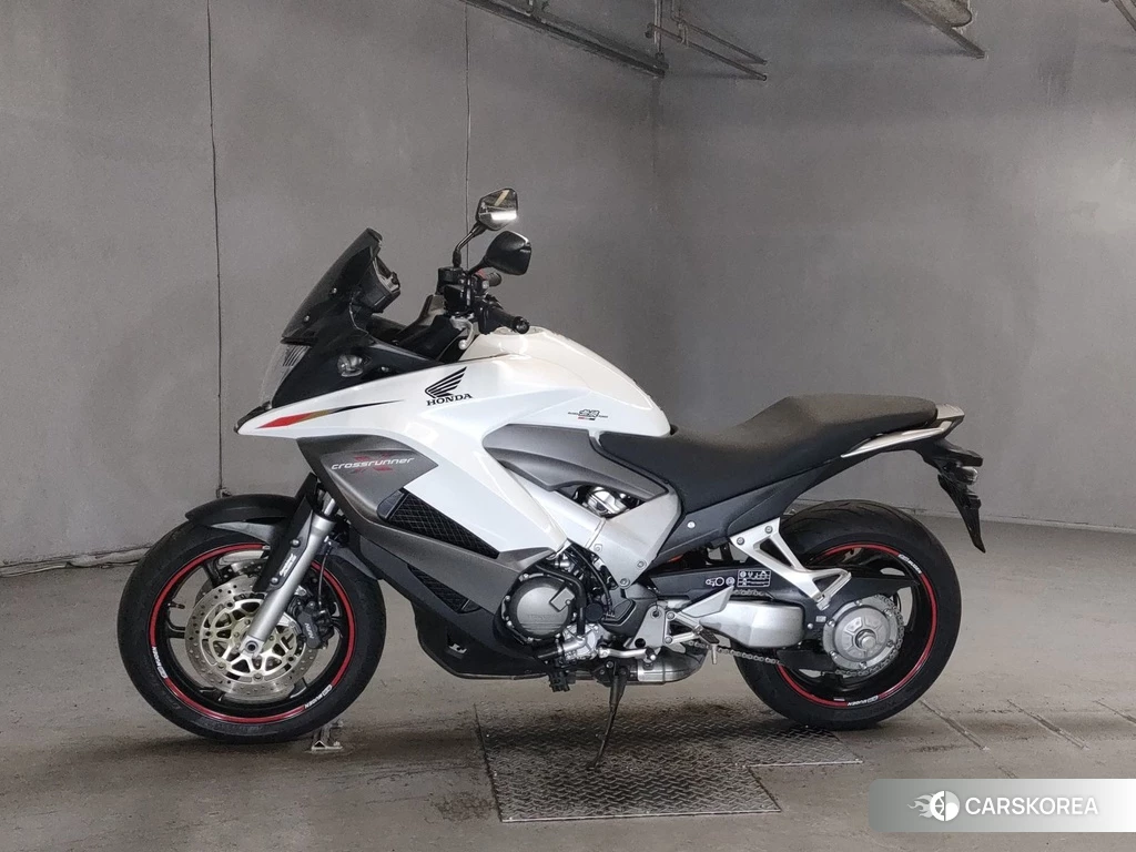 Проданный Honda VFR800X 2011 из Японии, фото 2