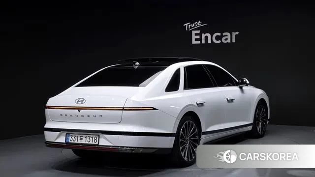 Hyundai Grandeur (GN7) id 3523914 из Кореи 12