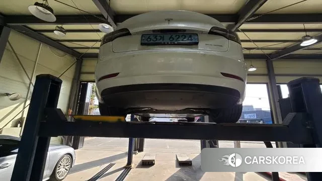 Tesla Model 3 2021 Белый из Кореи, фото 2