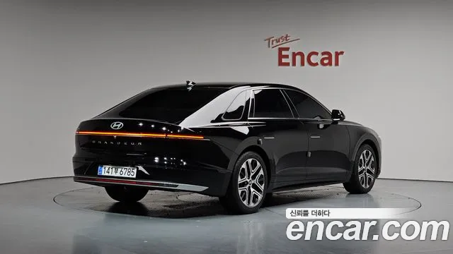 Hyundai Grandeur Hybrid (GN7) id 2706403 из Кореи 12