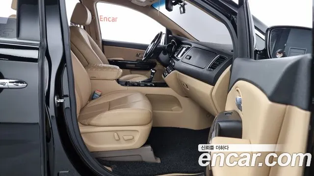 Kia The New Carnival id 2576159 из Кореи 12