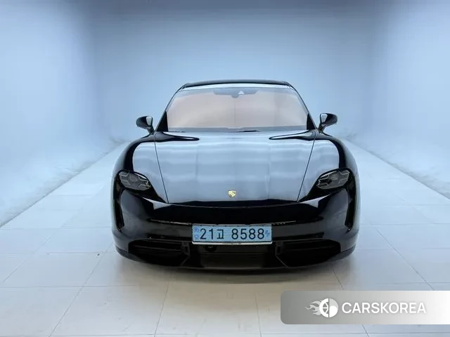 Porsche Taycan id 3063516 из Кореи 12