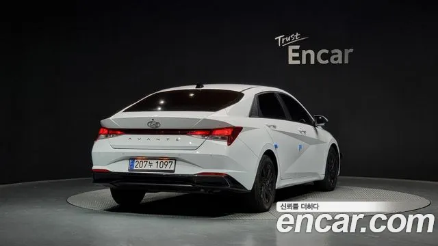 Hyundai Avante Hybrid (CN7) id 2718811 из Кореи 12