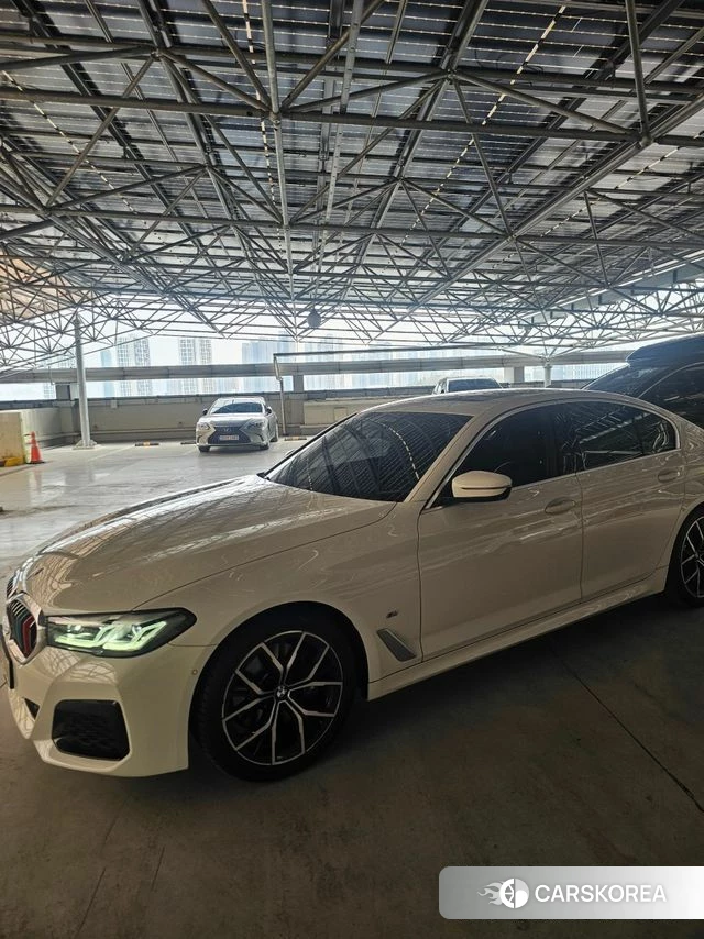 BMW 5 Series (G30) id 3860197 из Кореи 11