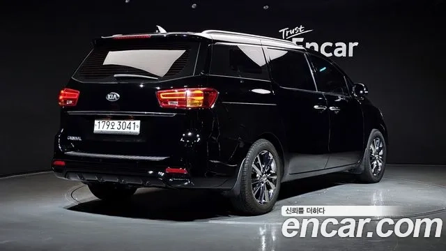 Kia The New Carnival id 2897227 из Кореи 12