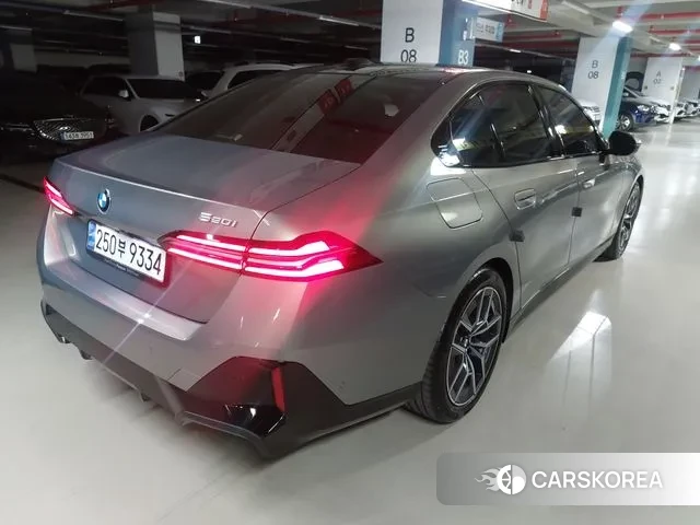 BMW 5 Series (G60) id 3410234 из Кореи 10