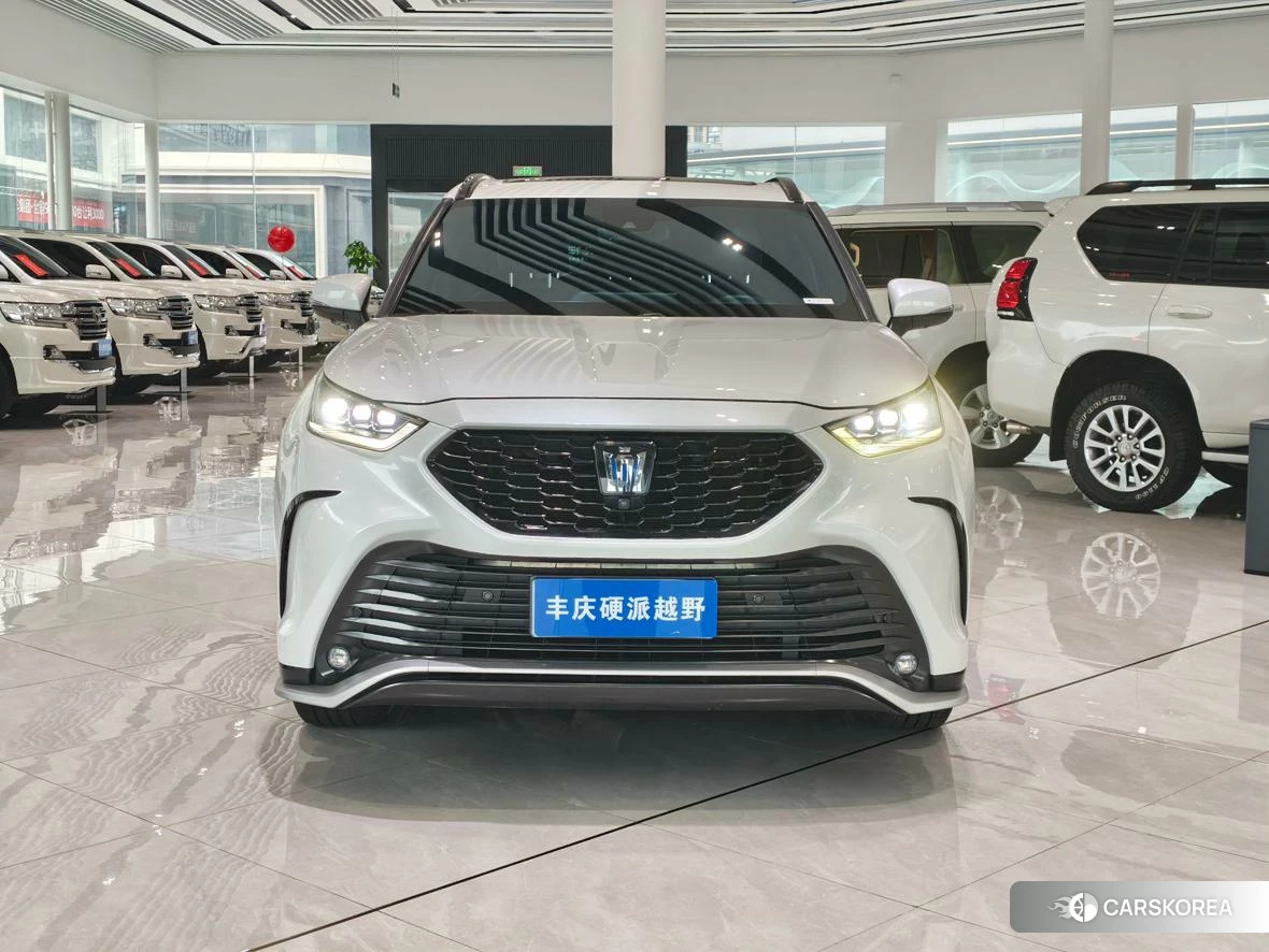 Toyota Crown Lufang id 4487143 из Китая 10
