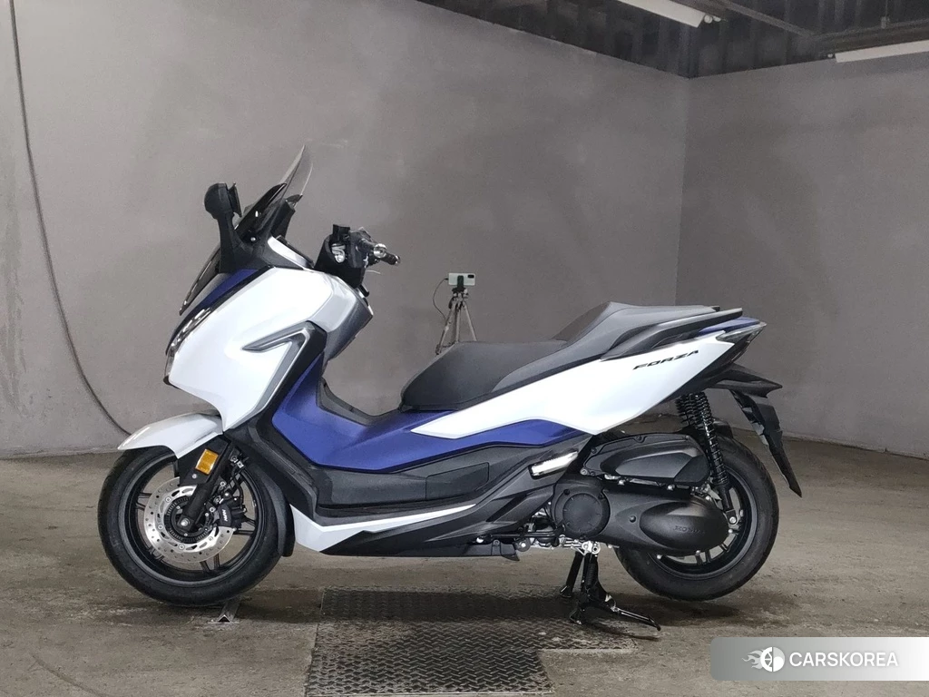 Проданный Honda FORZA 2018 из Японии