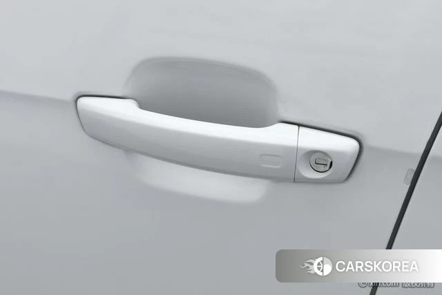 Audi Q2L id 4235891 из Китая 12