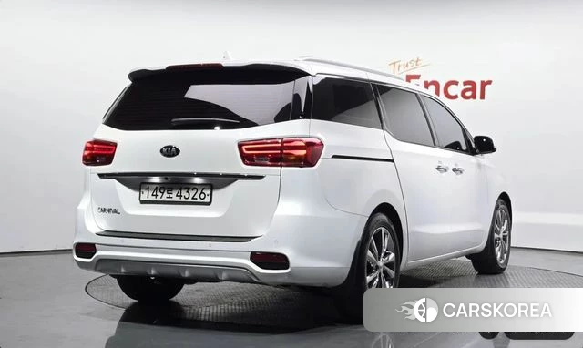 Kia The New Carnival id 4638142 из Кореи 12
