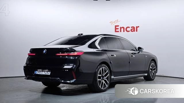 BMW 7 Series (G70) id 4571130 из Кореи 12