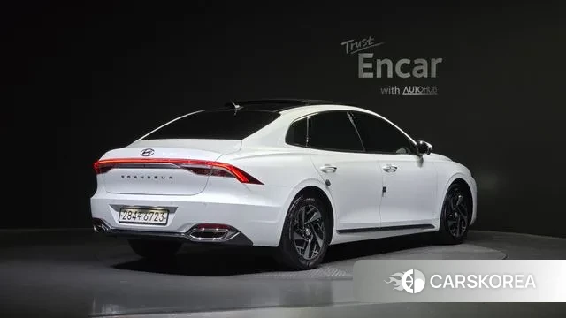 Hyundai The New Grandeur IG Hybrid id 3202899 из Кореи 12