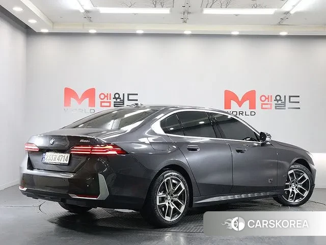 BMW 5 Series (G60) id 3383156 из Кореи 12