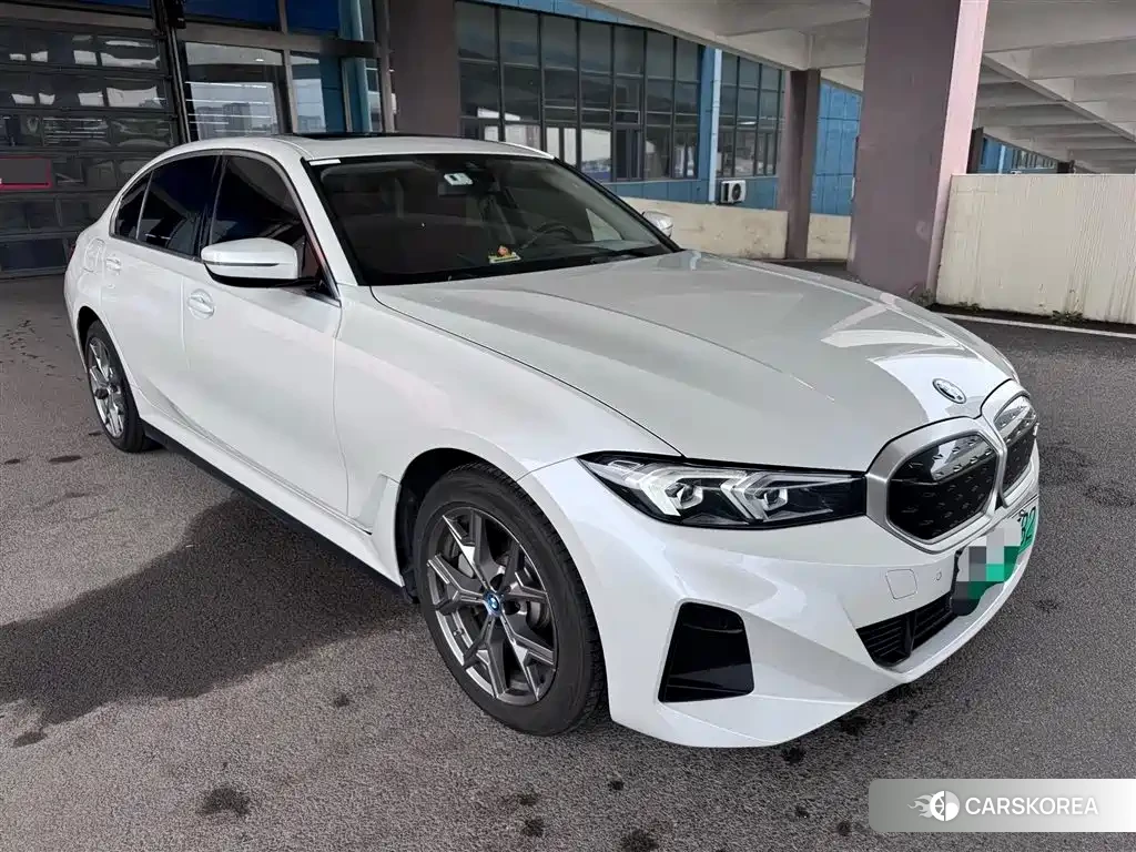 BMW i3 2023 Белый из Китая, фото 2