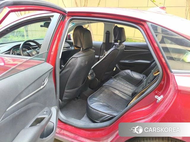 Buick Yinglang 2020 Красный из Китая, фото 3