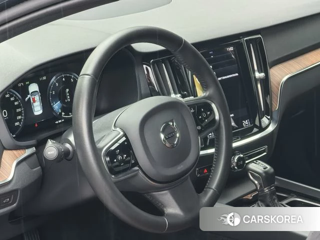 Volvo S60 id 4253032 из Китая 8