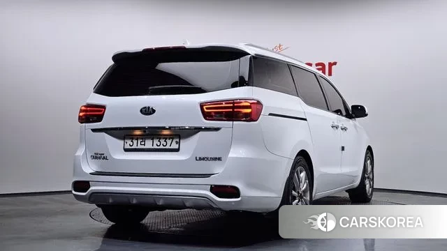 Kia The New Carnival id 3460231 из Кореи 12