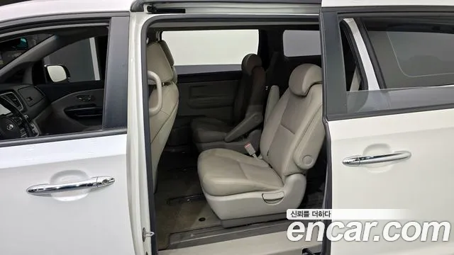 Kia The New Carnival id 2645811 из Кореи 12