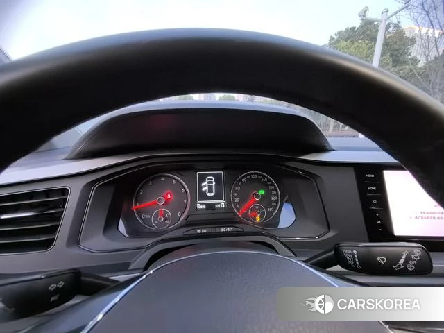 Volkswagen Polo id 4301261 из Китая 7