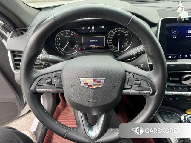 Cadillac CT5 id 4241333 из Китая 7