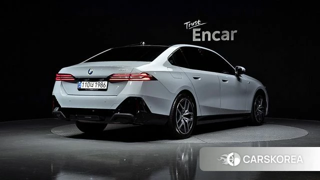 BMW 5 Series (G60) id 3838018 из Кореи 12