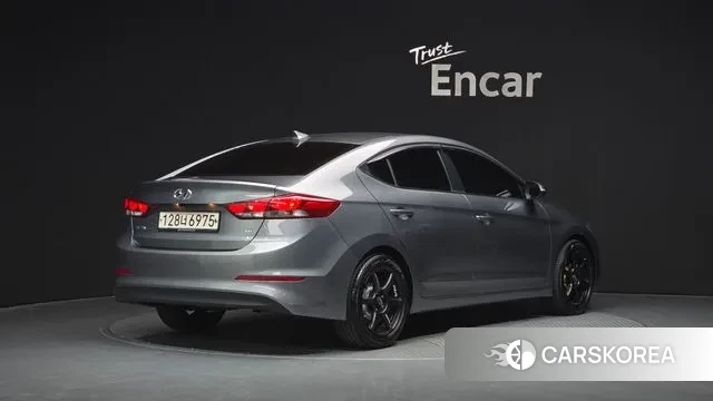 Hyundai Avante AD id 3313516 из Кореи 12