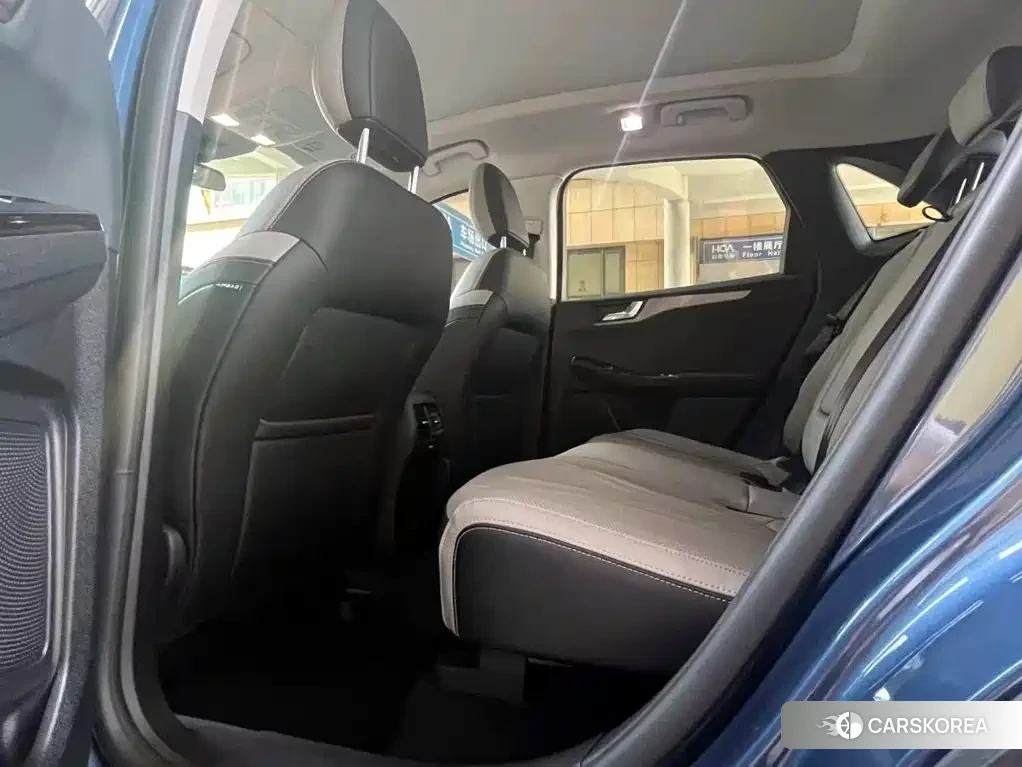 Ford Escape 2022 Синий из Китая, фото 6