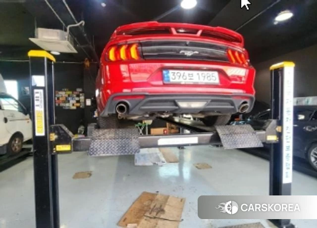 Ford Mustang 2022 Красный из Кореи, фото 2