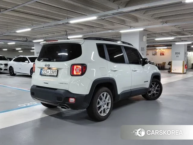 Jeep Renegade id 3037664 из Кореи 10