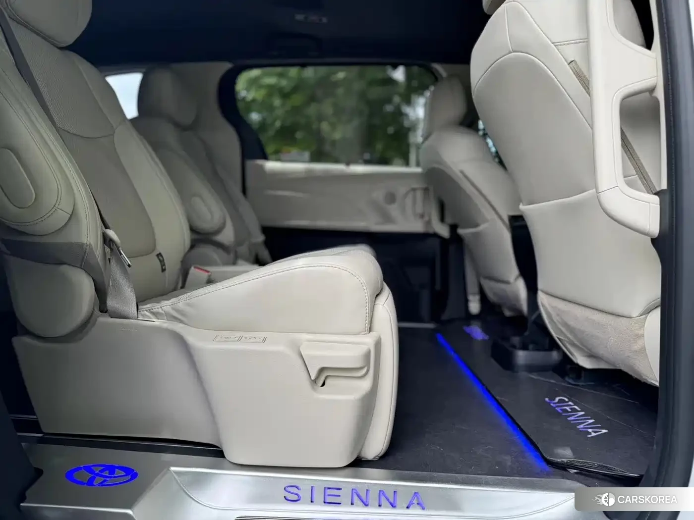 Toyota Sienna 2024 Белый из Китая, фото 4