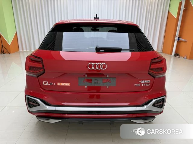Audi Q2L id 4299422 из Китая 11