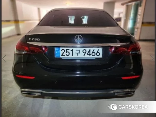 Mercedes-Benz E-Class W213 2022 Черный из Кореи, фото 3