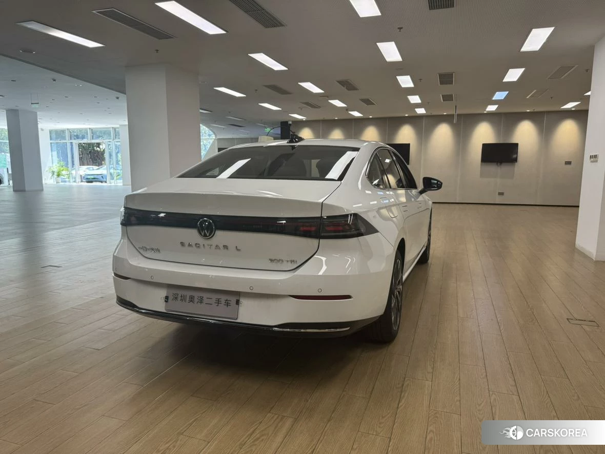 Volkswagen Sagitar 2025 Белый из Китая, фото 2