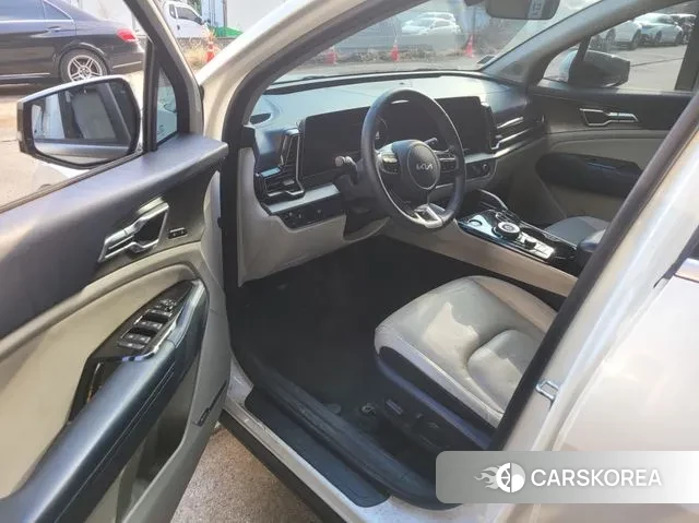 Kia Sportage 5th Generation 2021 Белый из Кореи, фото 2