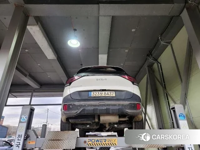 Kia Sportage 5th Generation 2022 Белый из Кореи, фото 2