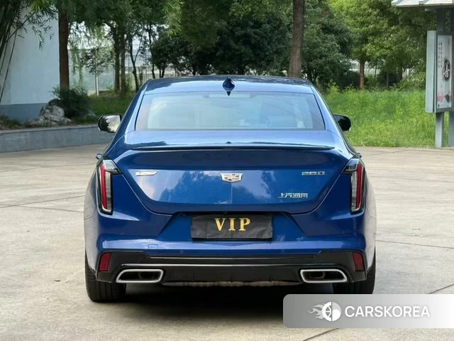 Cadillac CT4 2023 Синий из Китая, фото 2