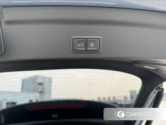 Audi Q3 Sportback id 4258591 из Китая 12