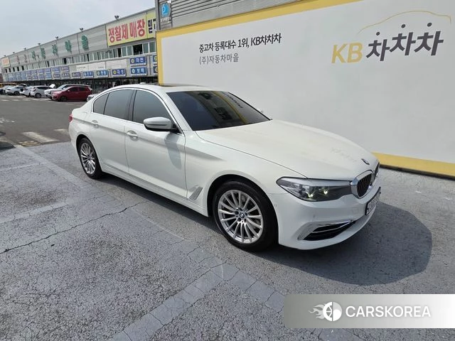 BMW 5 Series (G30) id 3807858 из Кореи 8